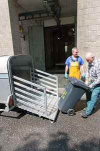 arrival of samples in the necropsy area 